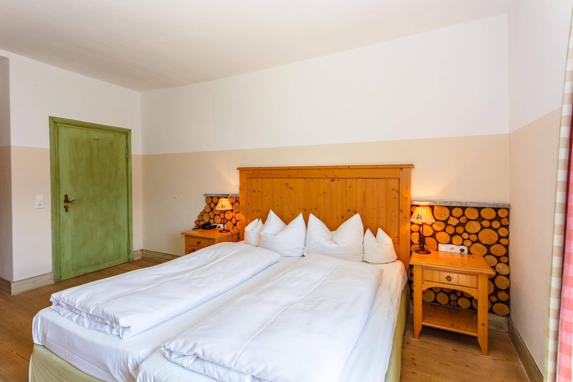 Landkomforthotel Panorama & Restaurant Bella Vista Garmisch-Partenkirchen Ngoại thất bức ảnh
