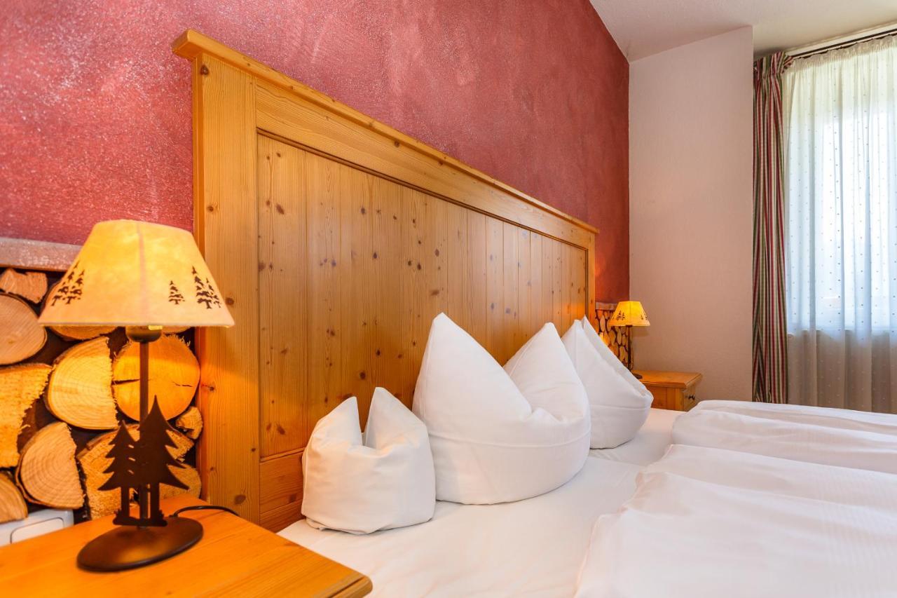 Landkomforthotel Panorama & Restaurant Bella Vista Garmisch-Partenkirchen Ngoại thất bức ảnh