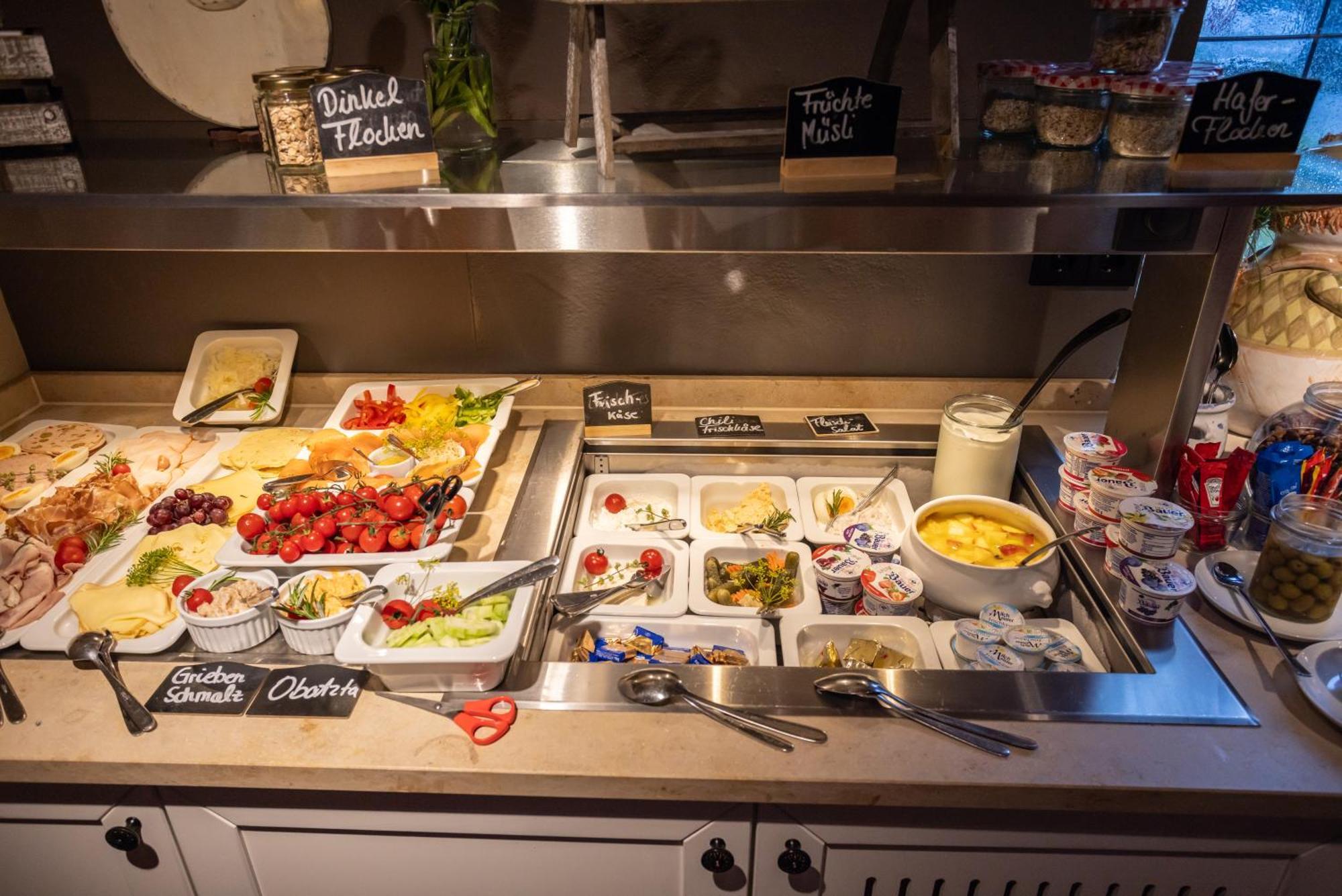 Landkomforthotel Panorama & Restaurant Bella Vista Garmisch-Partenkirchen Ngoại thất bức ảnh
