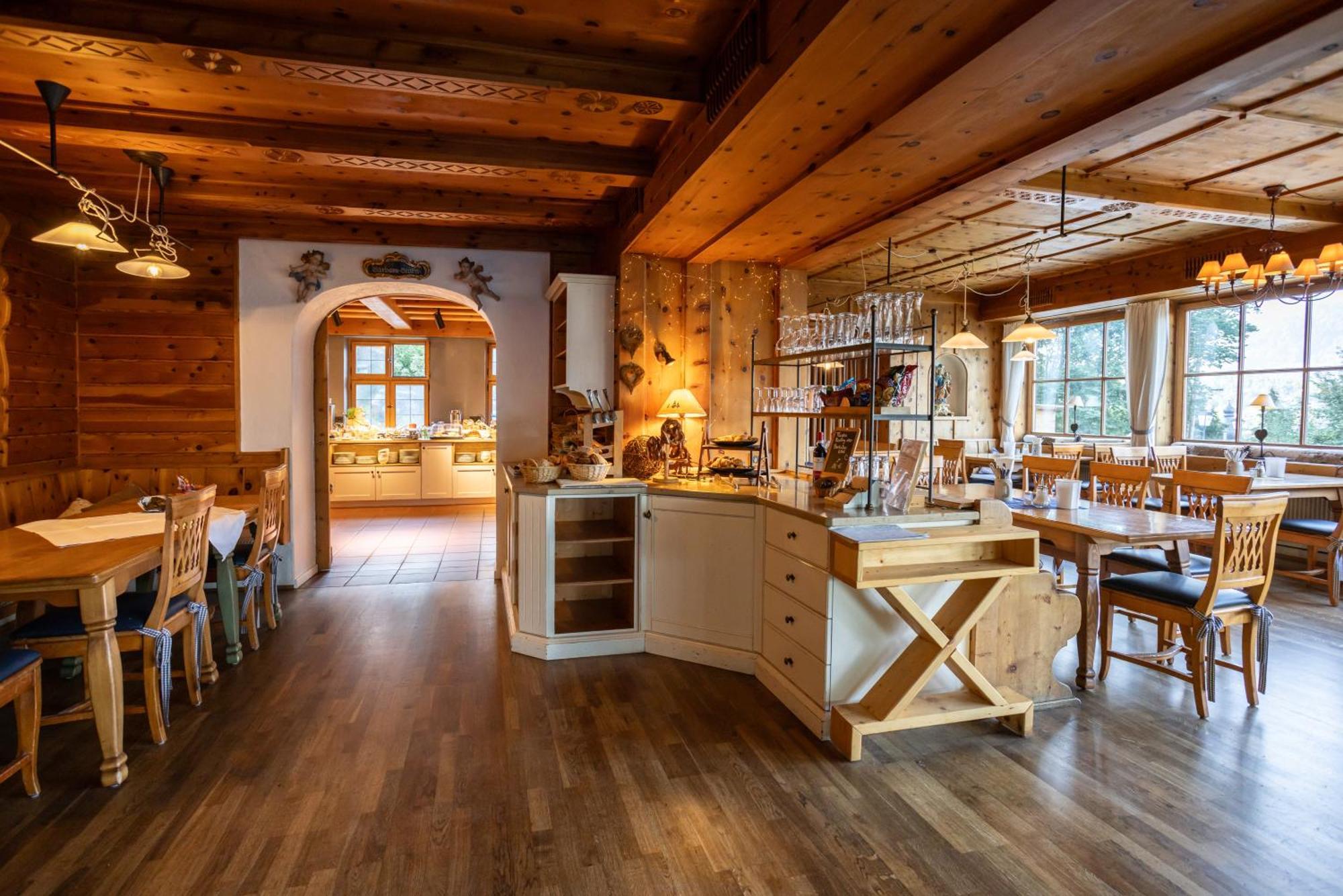 Landkomforthotel Panorama & Restaurant Bella Vista Garmisch-Partenkirchen Ngoại thất bức ảnh