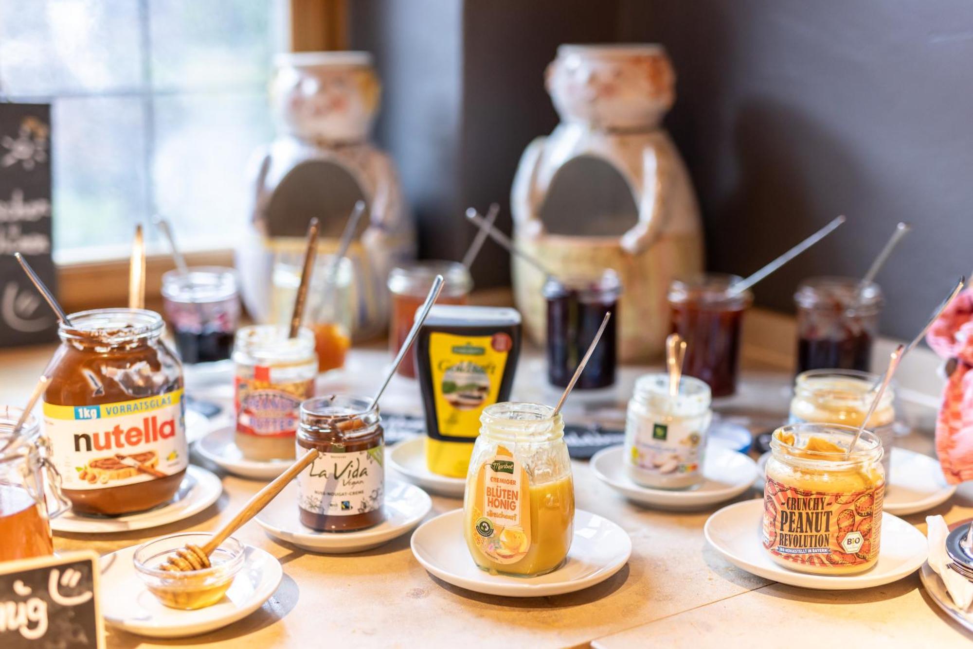 Landkomforthotel Panorama & Restaurant Bella Vista Garmisch-Partenkirchen Ngoại thất bức ảnh