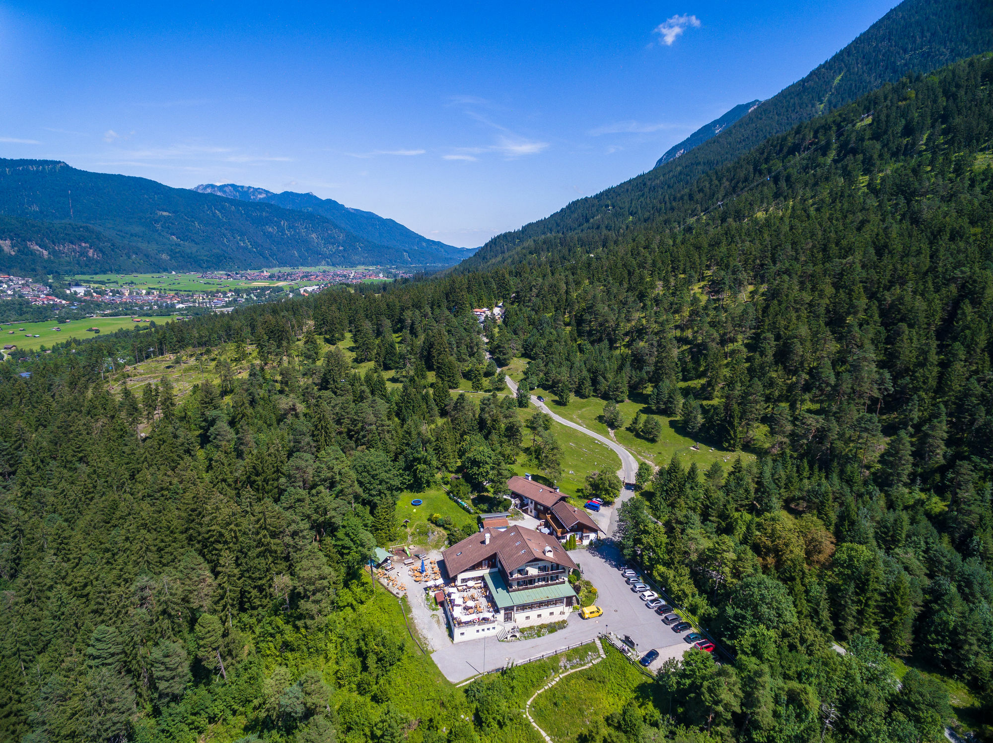 Landkomforthotel Panorama & Restaurant Bella Vista Garmisch-Partenkirchen Ngoại thất bức ảnh
