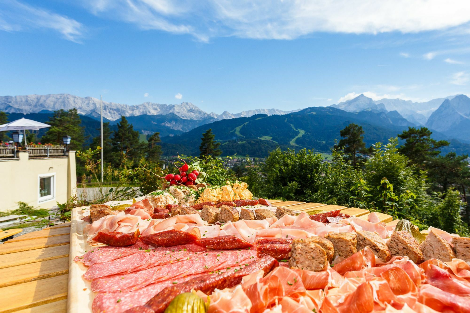 Landkomforthotel Panorama & Restaurant Bella Vista Garmisch-Partenkirchen Ngoại thất bức ảnh